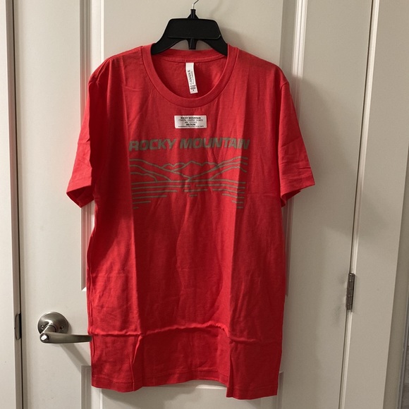 NWOT. Rocky Mountain bike t-shirt - Picture 1 of 6